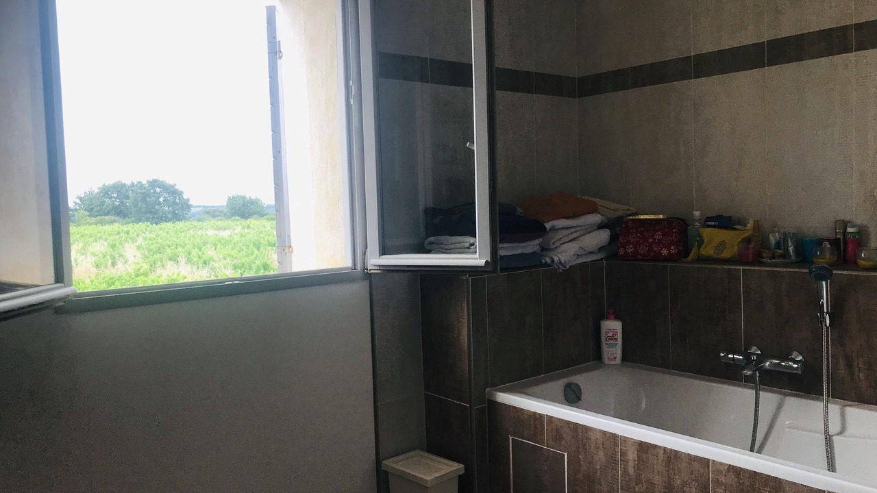 Photo of Bathroom in Barjac