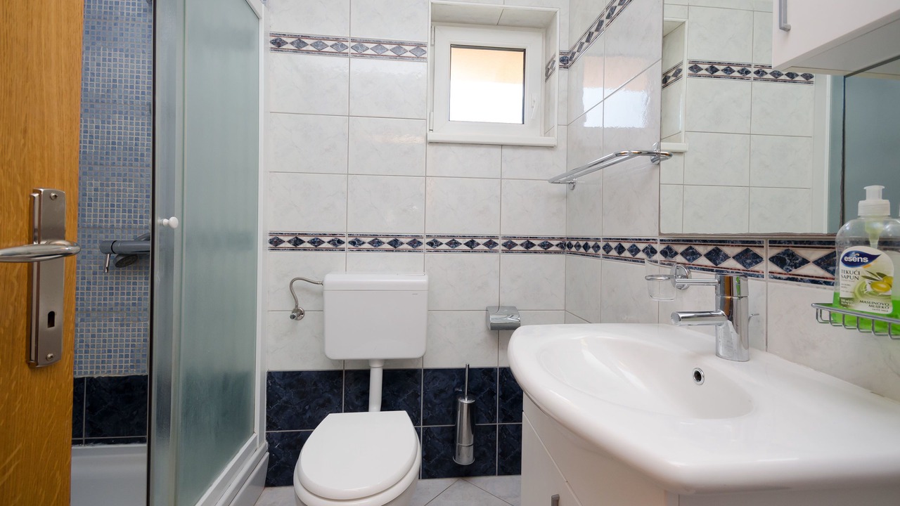 Photo of Bathroom in Malinska-Dubasnica
