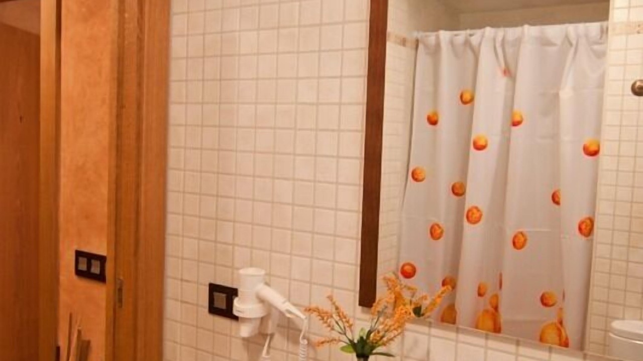 Photo of Bathroom in Galar