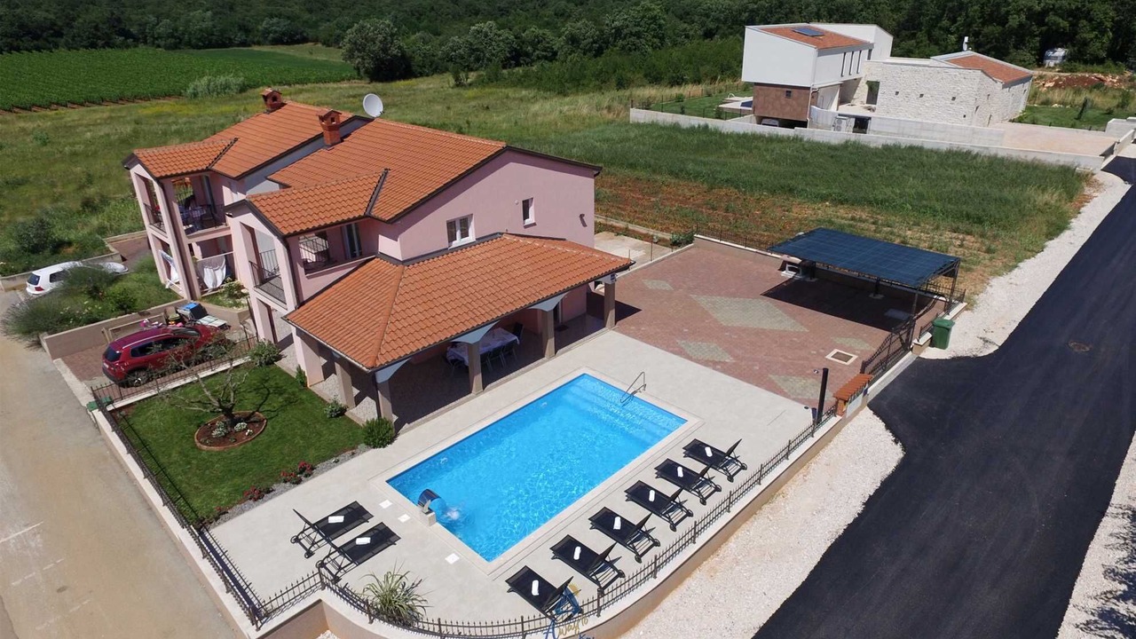 Photo of Outdoor in Buzinija