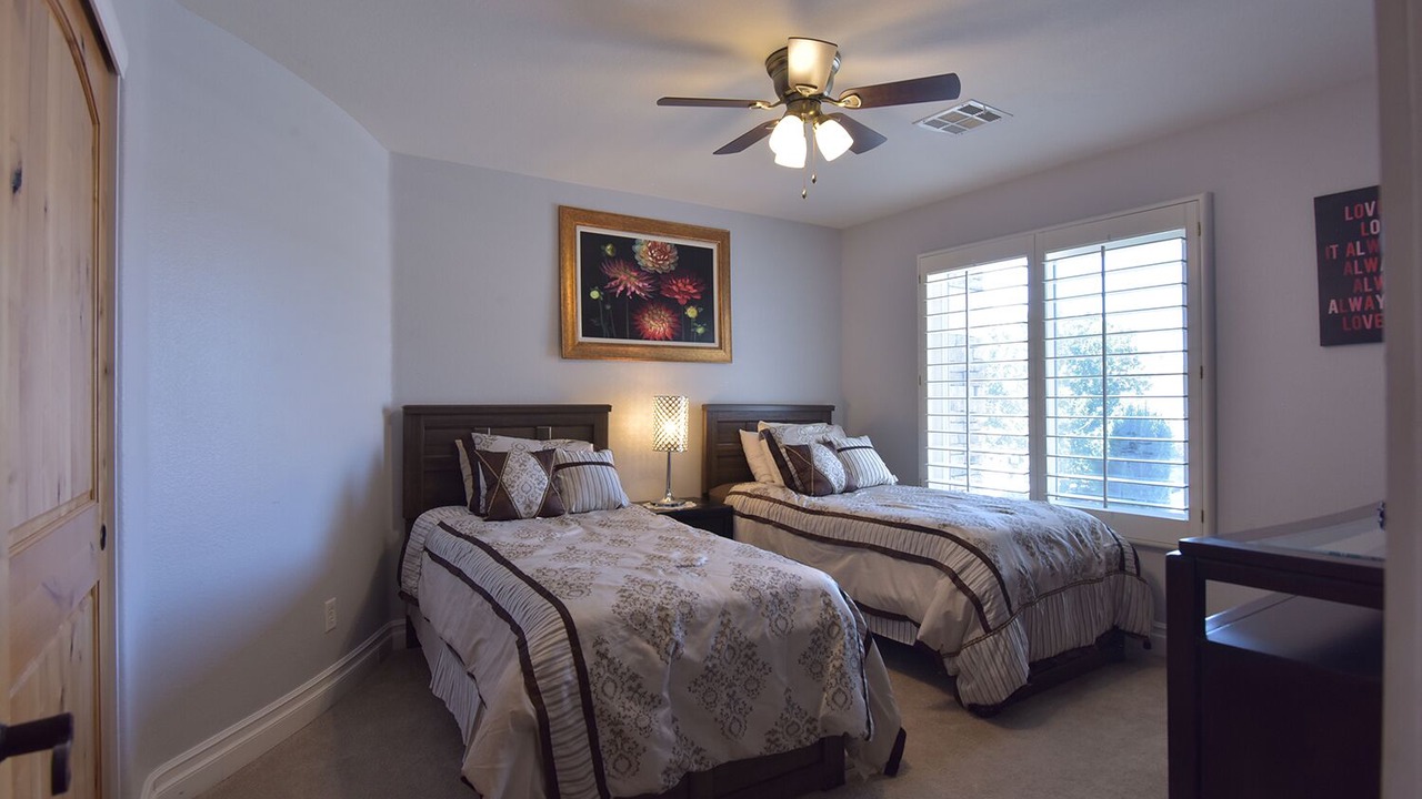 Photo of Bedroom in Silverado Ranch