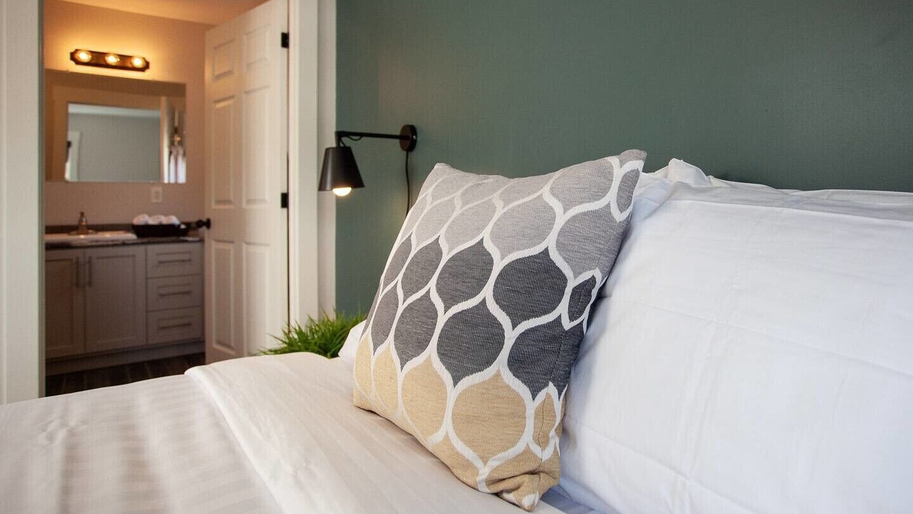 Photo of Bedroom in Springdale