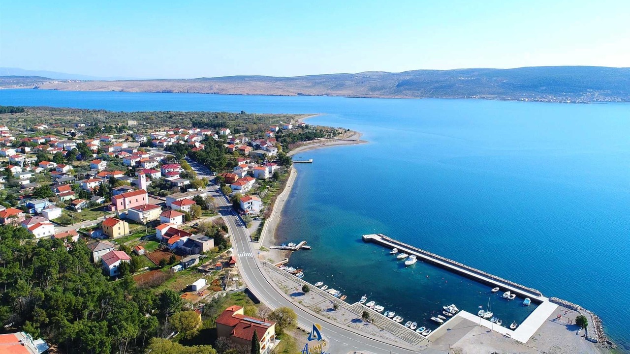 Photo of Outdoor in Seline