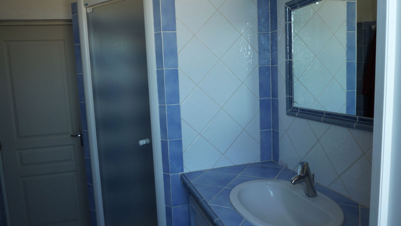 Photo of Bathroom in Saint-Paul-le-Jeune