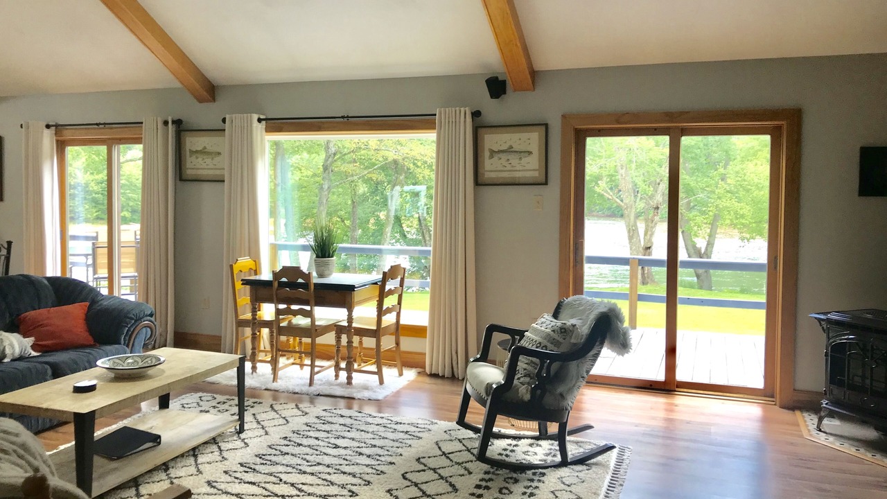 Photo of Livingroom in Drifting