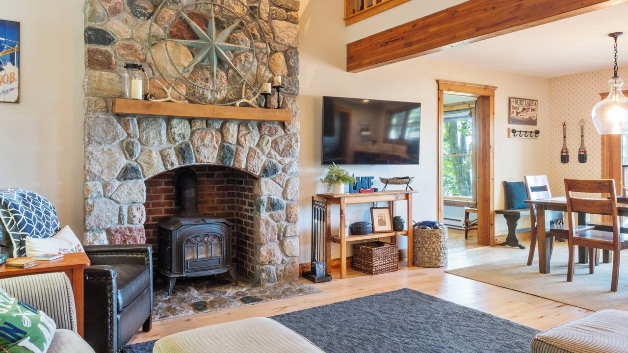 Photo of Livingroom in Indian River