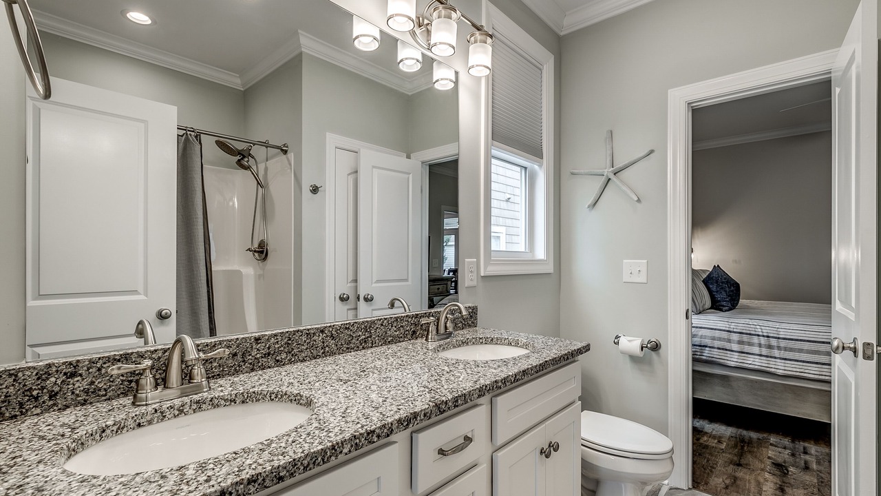 Photo of Bathroom in Cherry Grove Beach