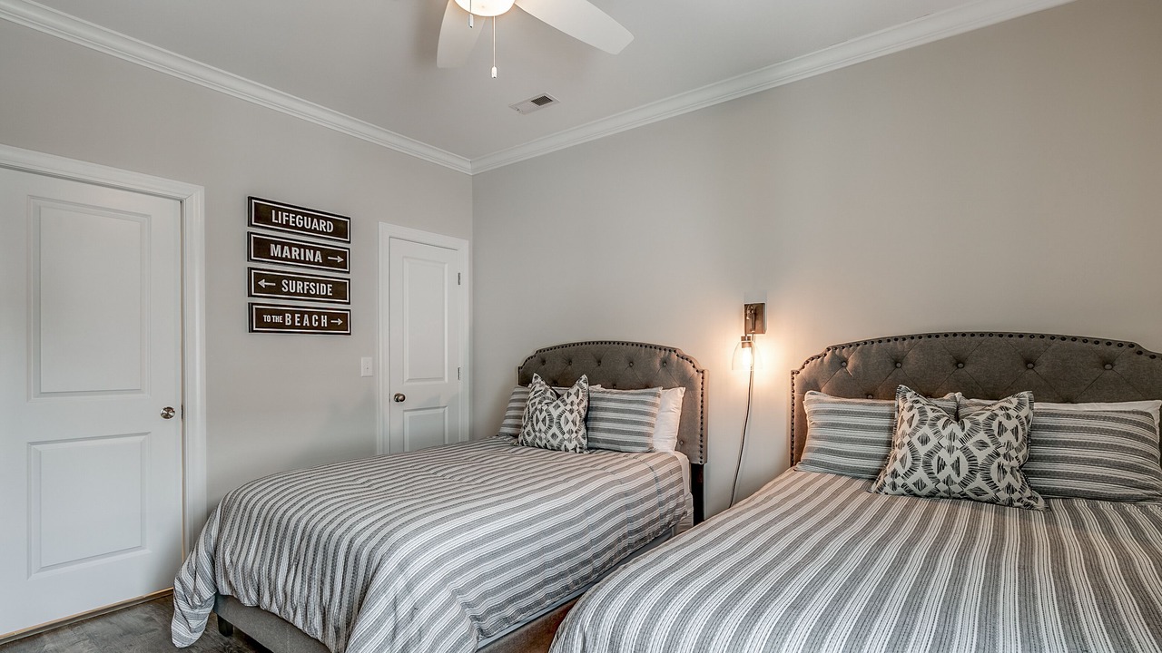 Photo of Bedroom in Cherry Grove Beach
