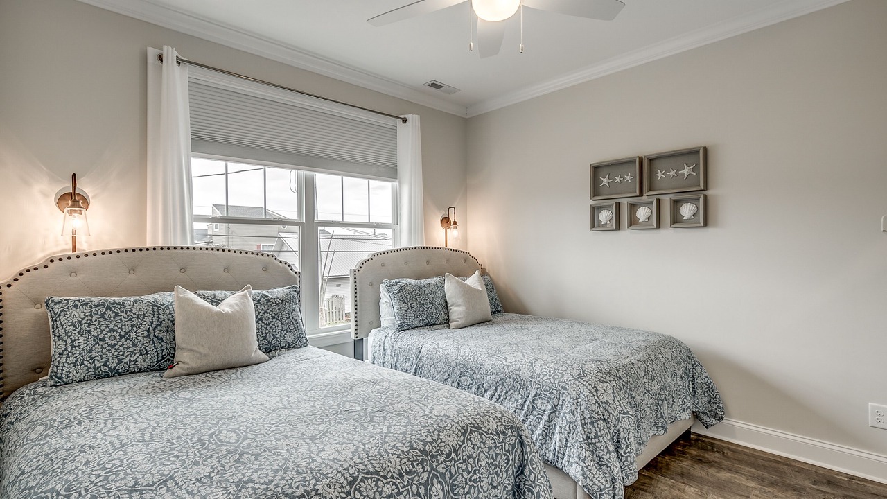 Photo of Bedroom in Cherry Grove Beach