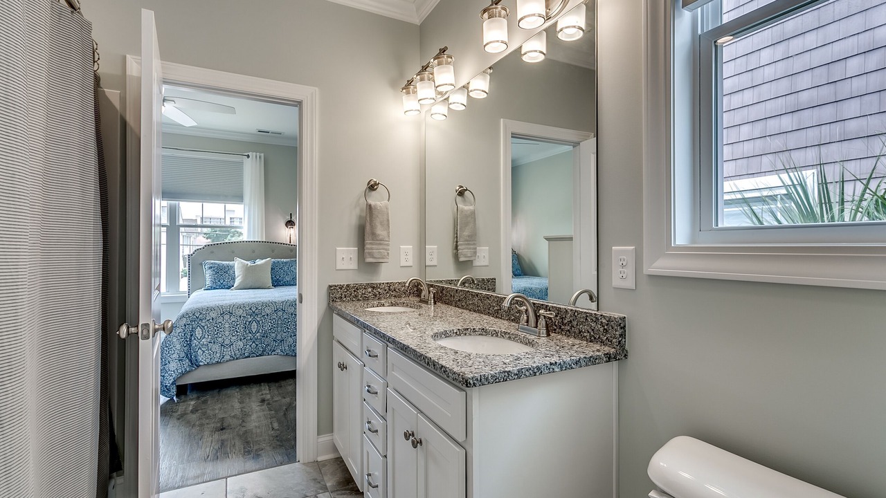 Photo of Bathroom in Cherry Grove Beach
