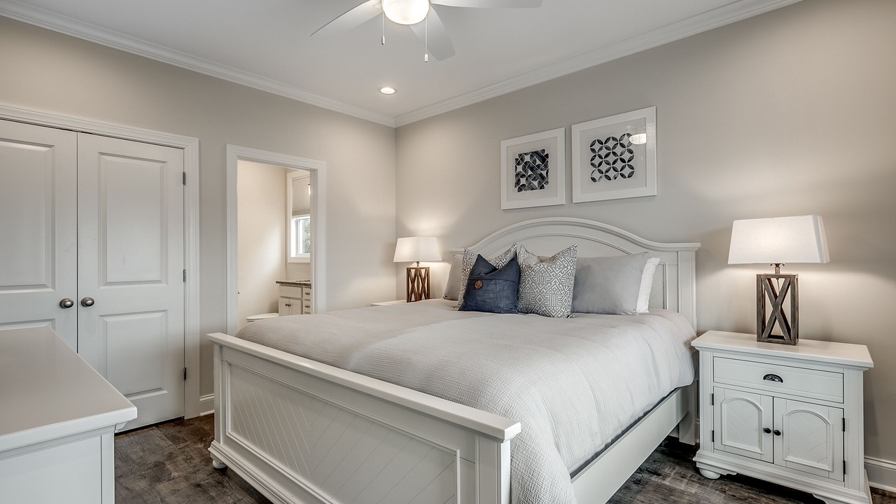 Photo of Bedroom in Cherry Grove Beach