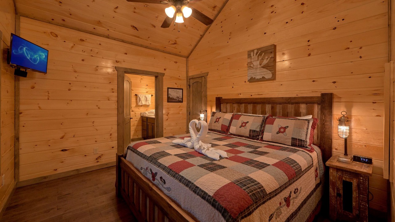Photo of Bedroom in Hemlock Hills