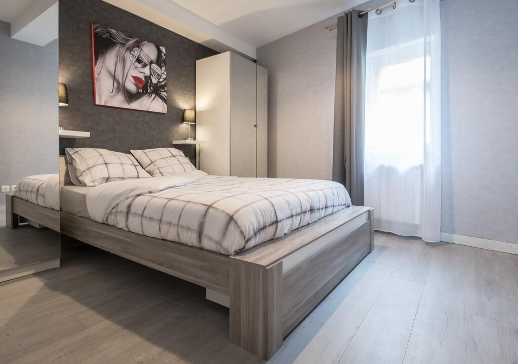Photo of Bedroom in Bourgoin-Jallieu