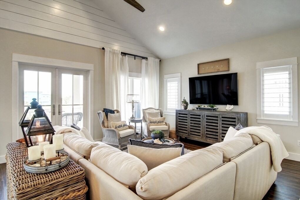Photo of Bedroom in Cinnamon Shore