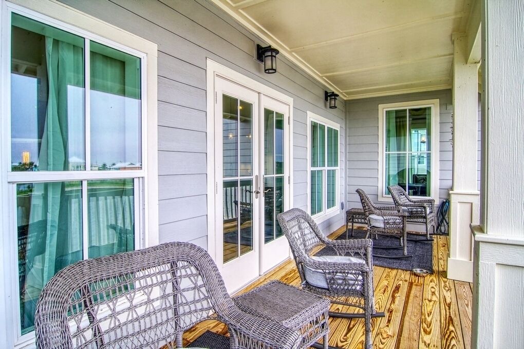 Photo of Patio Balcony in Cinnamon Shore