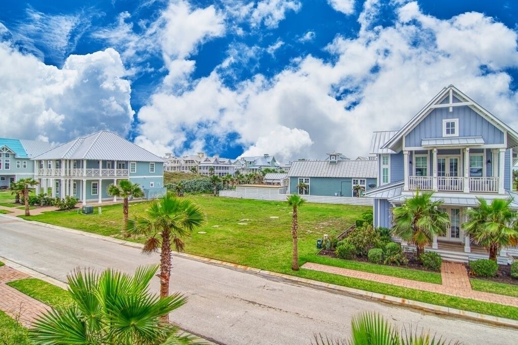 Photo of Patio Balcony in Cinnamon Shore