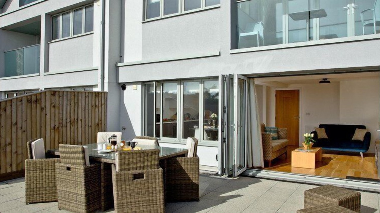 Photo of Patio Balcony in Mylor Churchtown