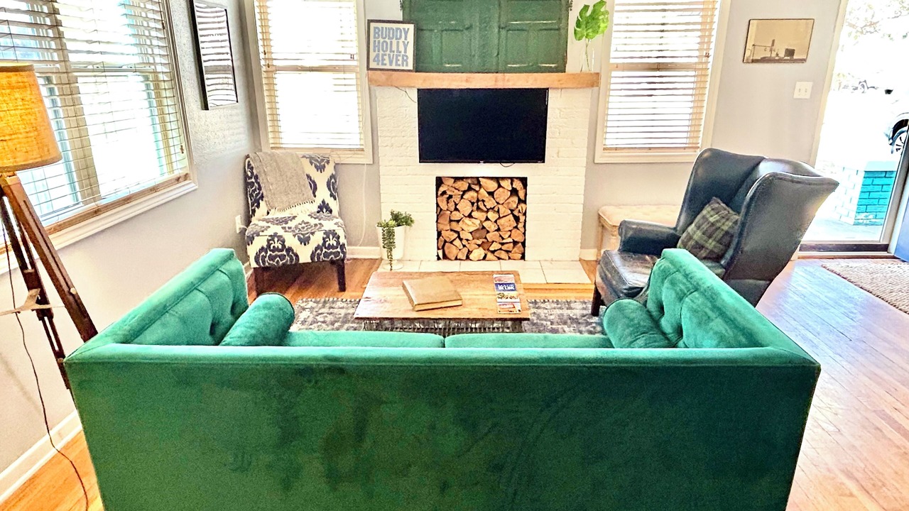 Photo of Livingroom in Tech Terrace