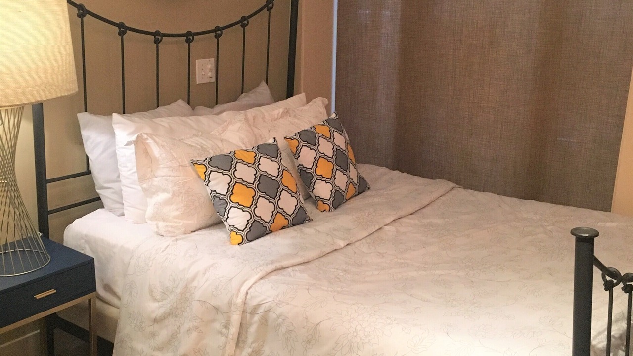 Photo of Bedroom in Downtown