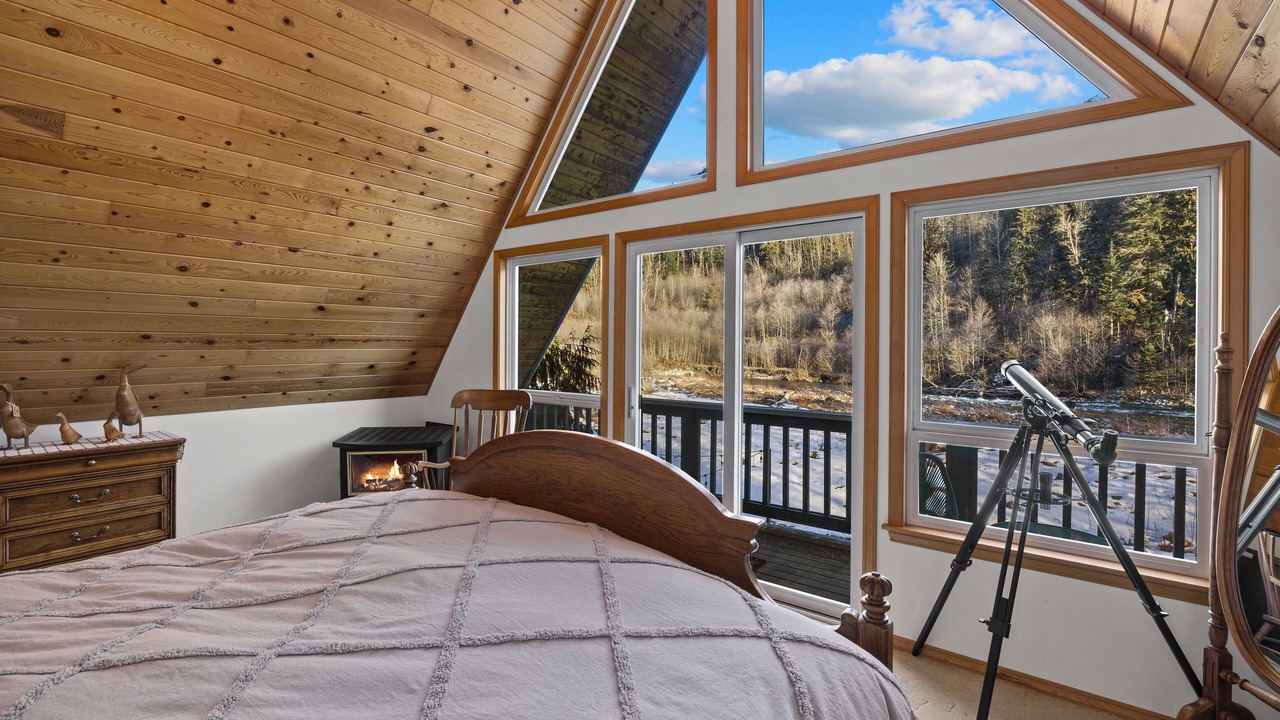 Photo of Bedroom in Skykomish