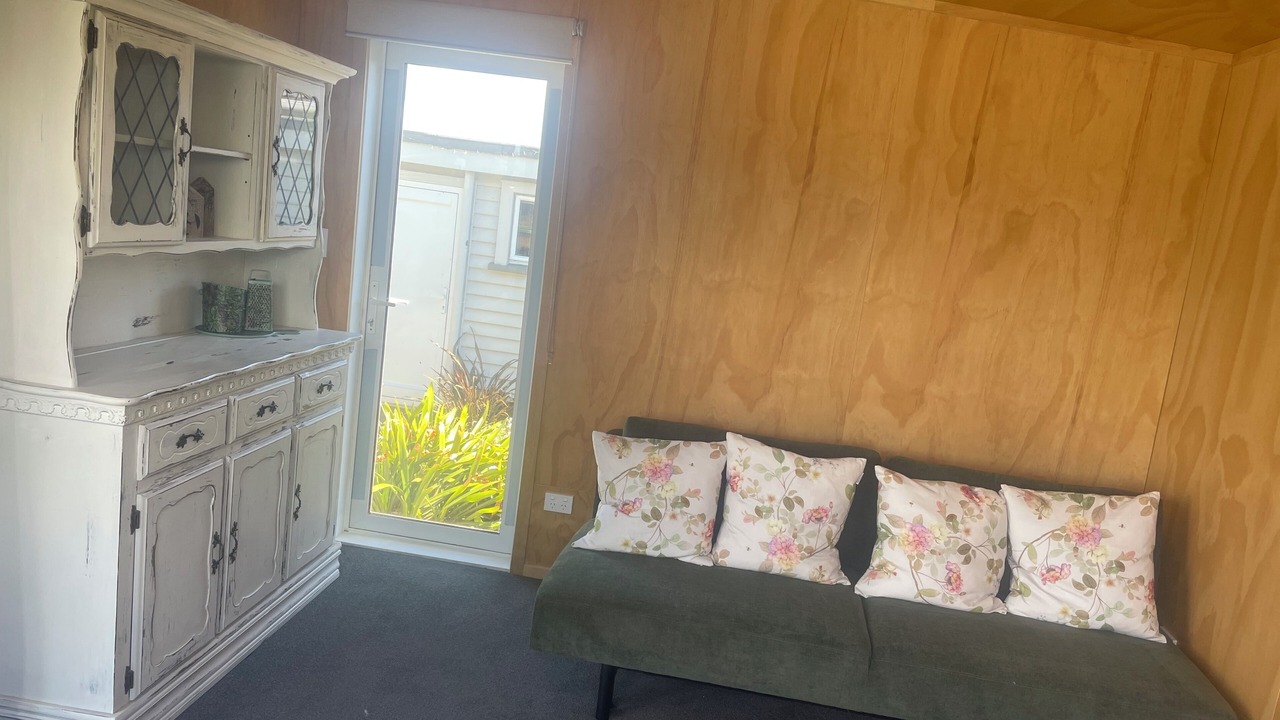 Photo of Livingroom in Auroa