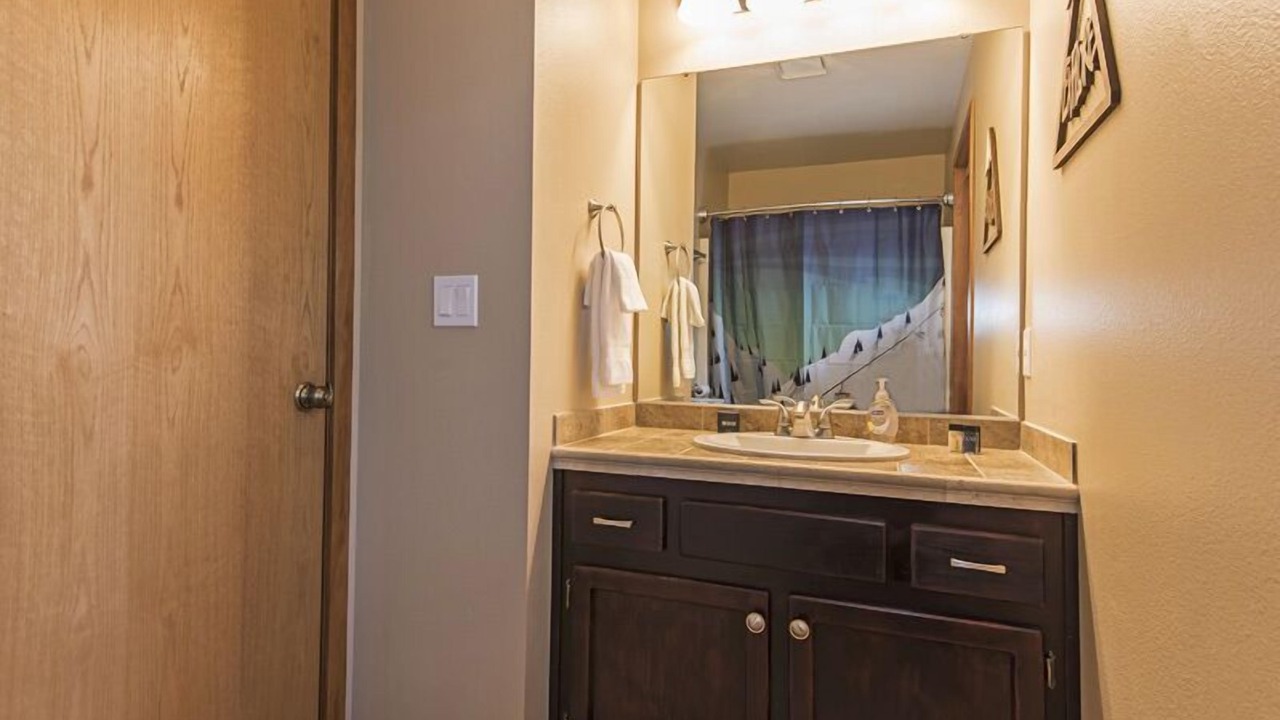 Photo of Bathroom in Sunriver