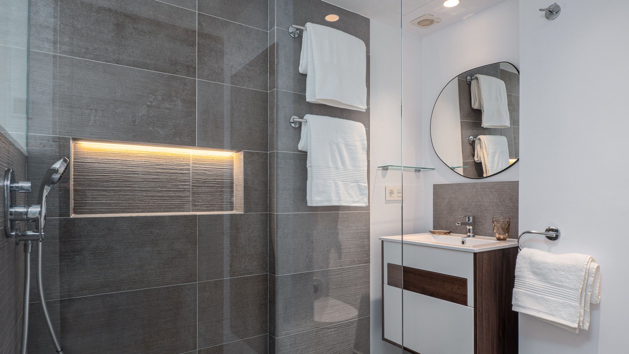 Photo of Bathroom in Marbella City Centre