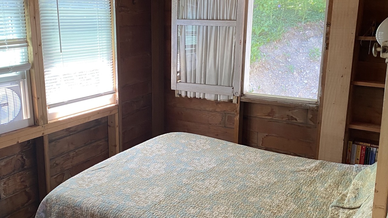 Photo of Bedroom in Tully