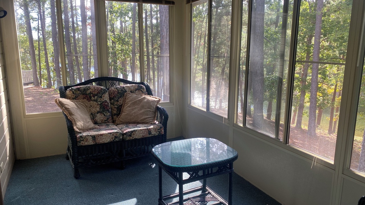 Photo of Livingroom in McCormick