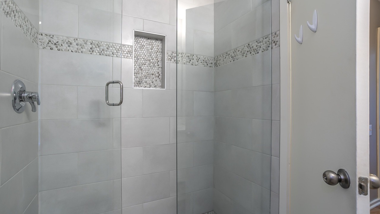 Photo of Bathroom in North Capitol