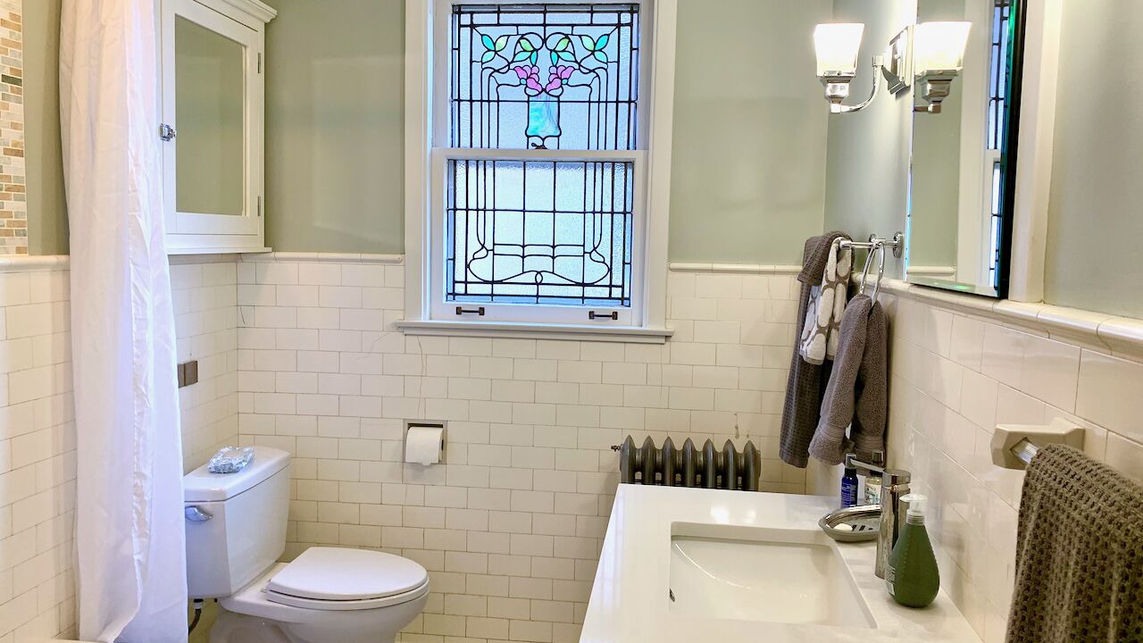 Photo of Bathroom in Point Breeze North