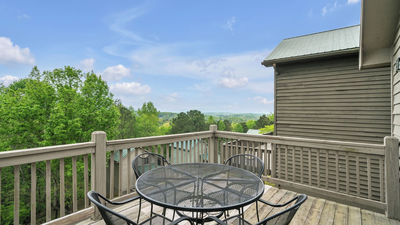Photo of Patio Balcony in Ellijay