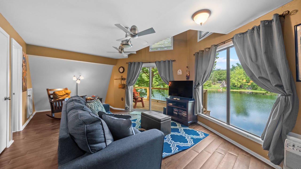 Photo of Bedroom in Hardy