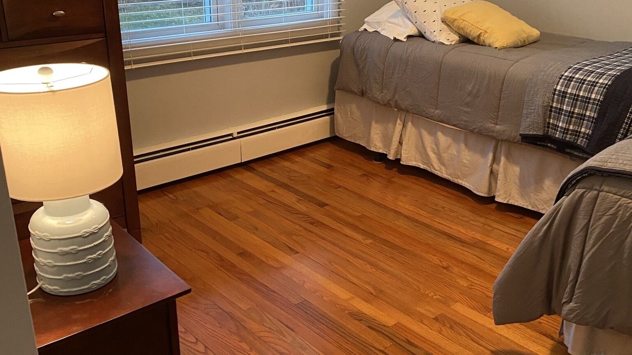 Photo of Bedroom in Saunderstown