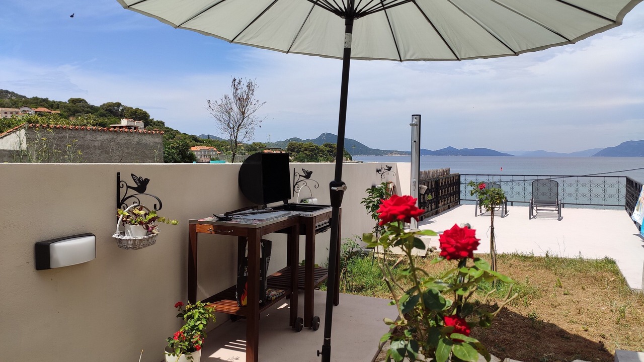 Photo of Patio Balcony in Kolocep Island