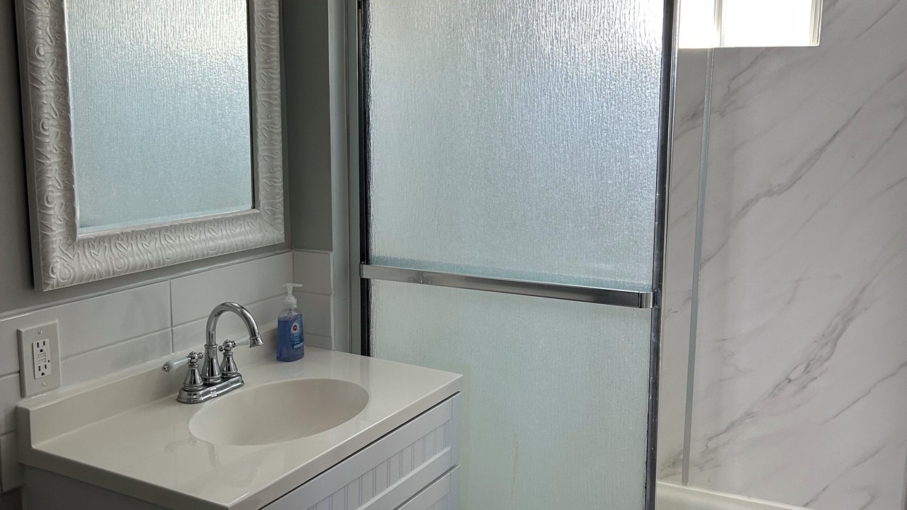 Photo of Bathroom in Calabogie