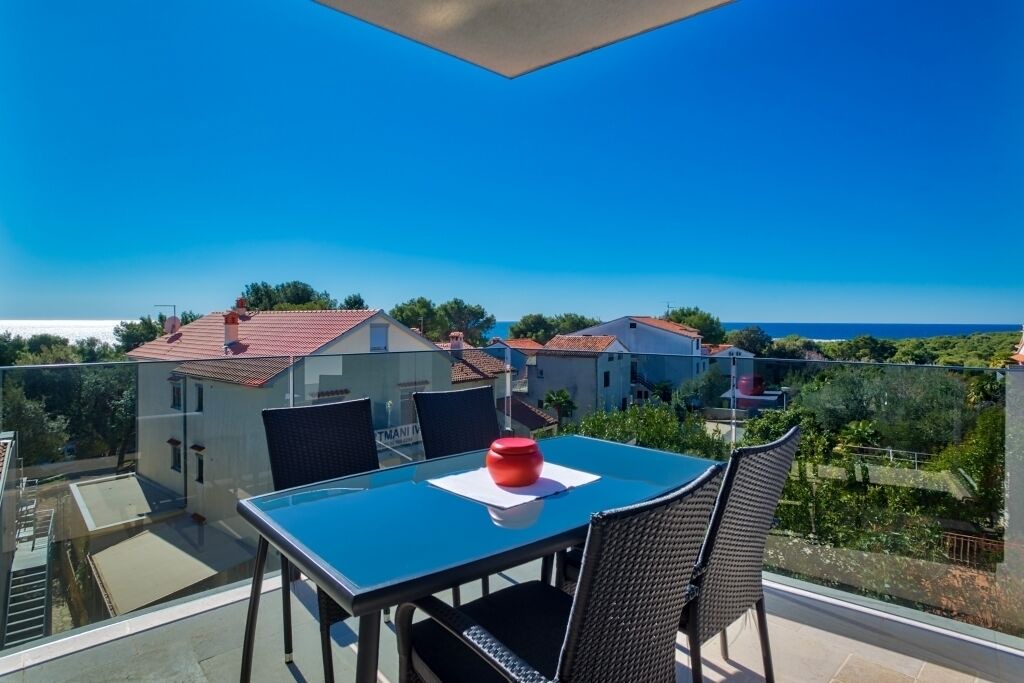 Photo of Outdoor in Borik