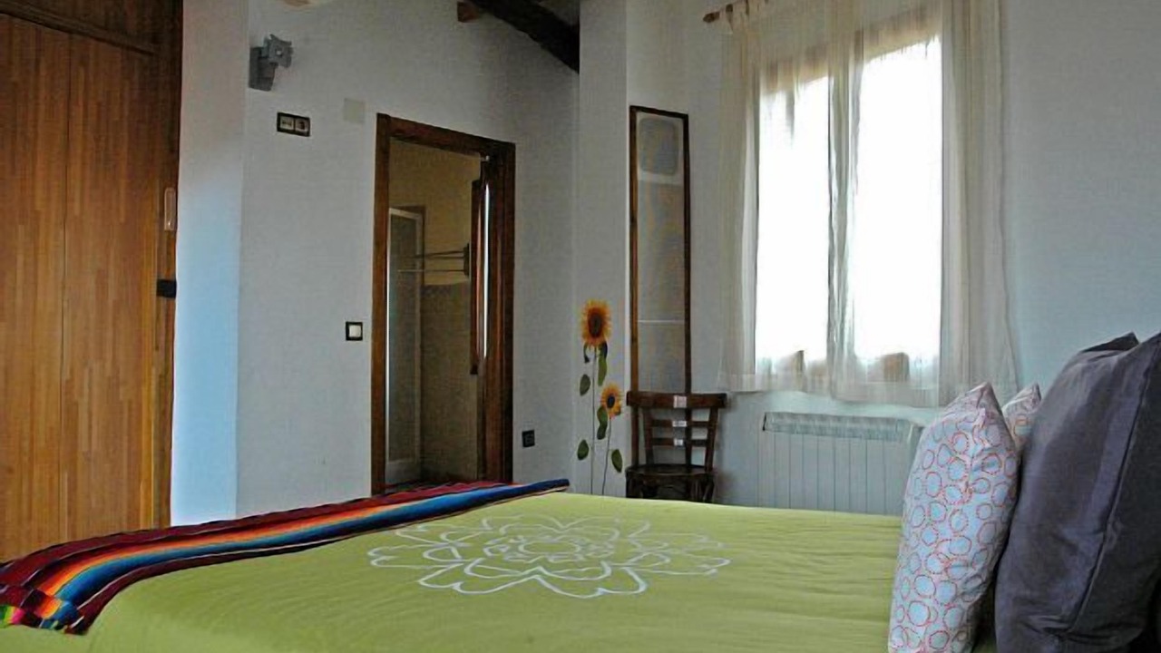 Photo of Bedroom in Ayerbe