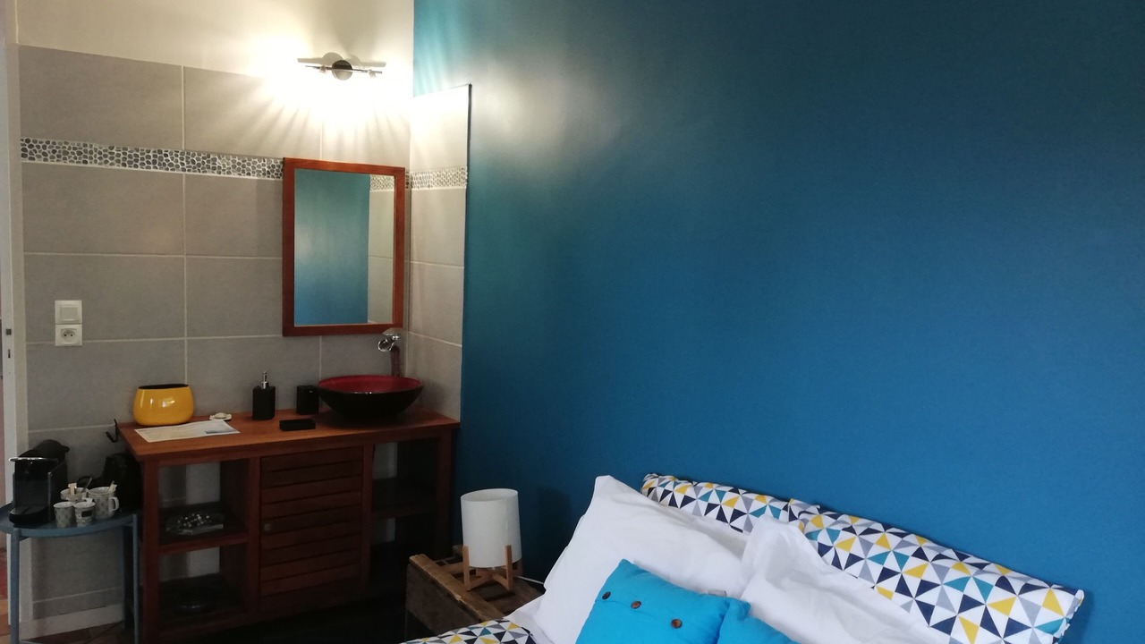 Photo of Bedroom in Saint-Etienne-l'Allier