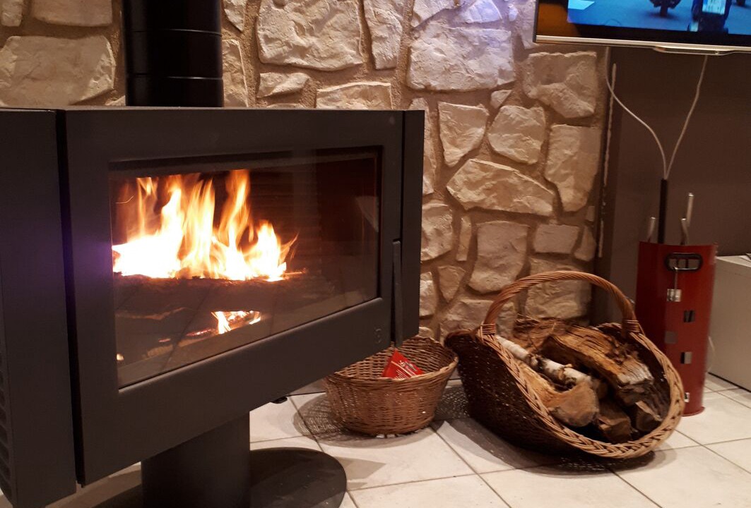 Photo of Others in Anzeme