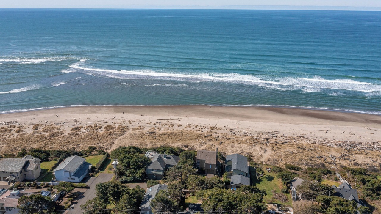 Photo of Others in Lincoln City