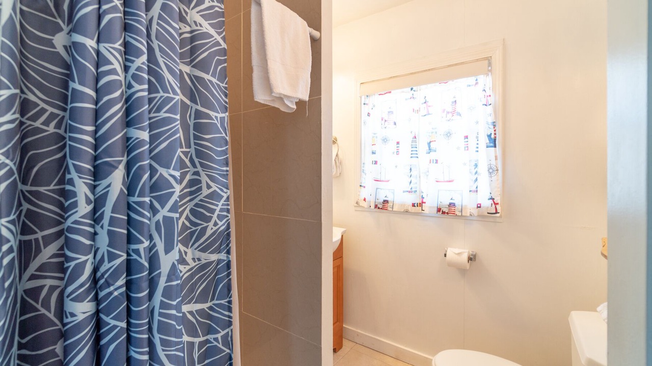 Photo of Bathroom in Rockaway Beach