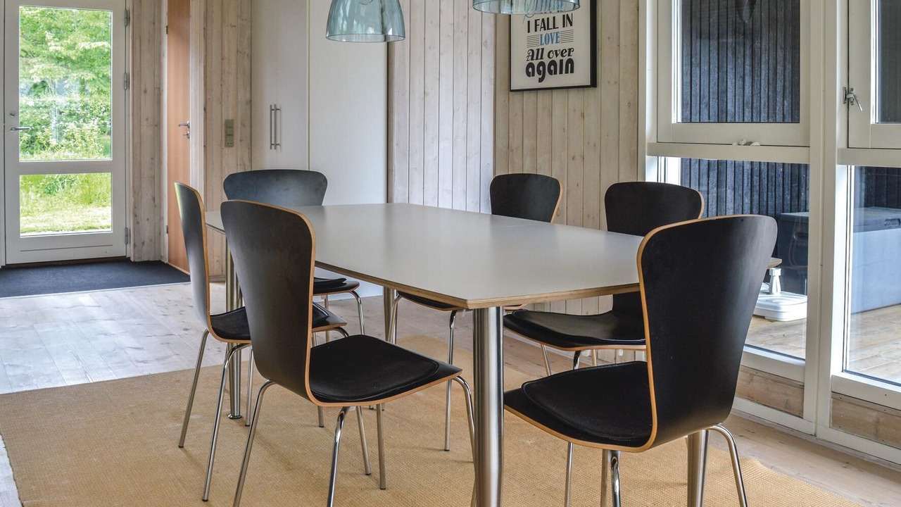 Photo of Bedroom in Hou