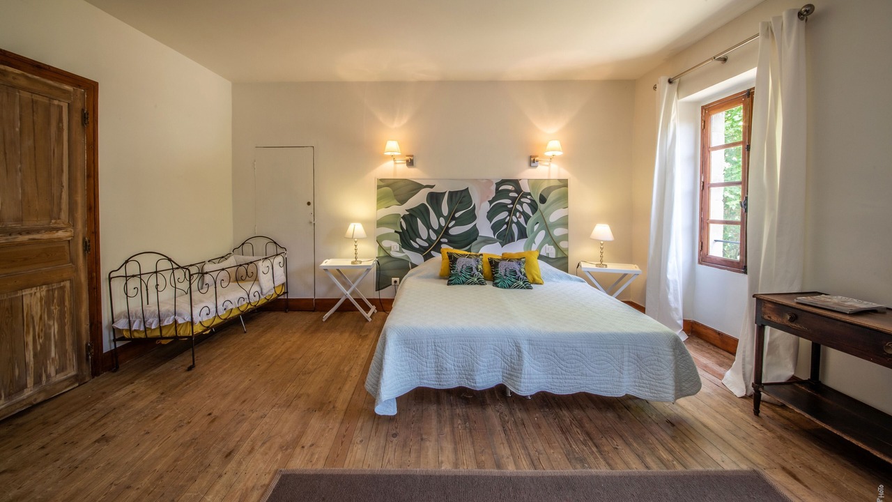 Photo of Bedroom in Aussac