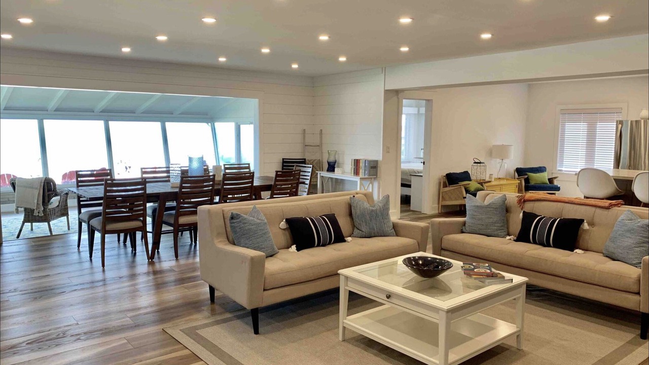 Photo of Livingroom in Crystal Beach