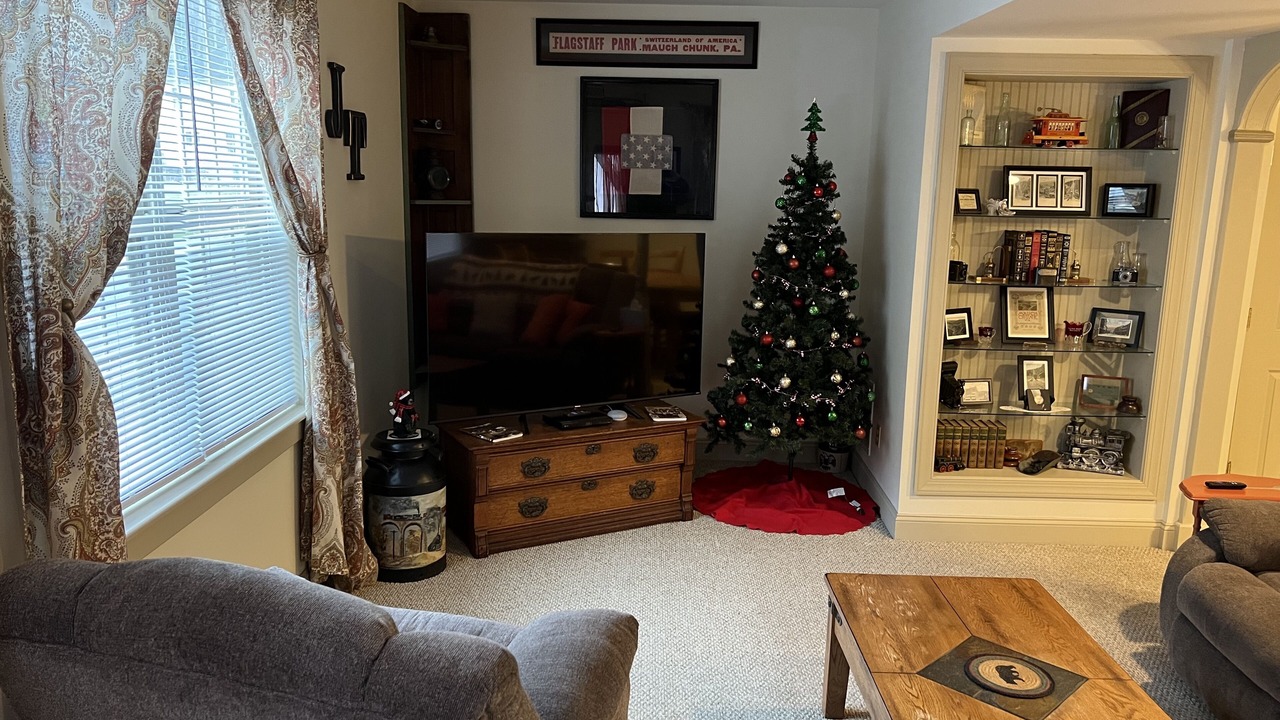 Photo of Others in Ashfield