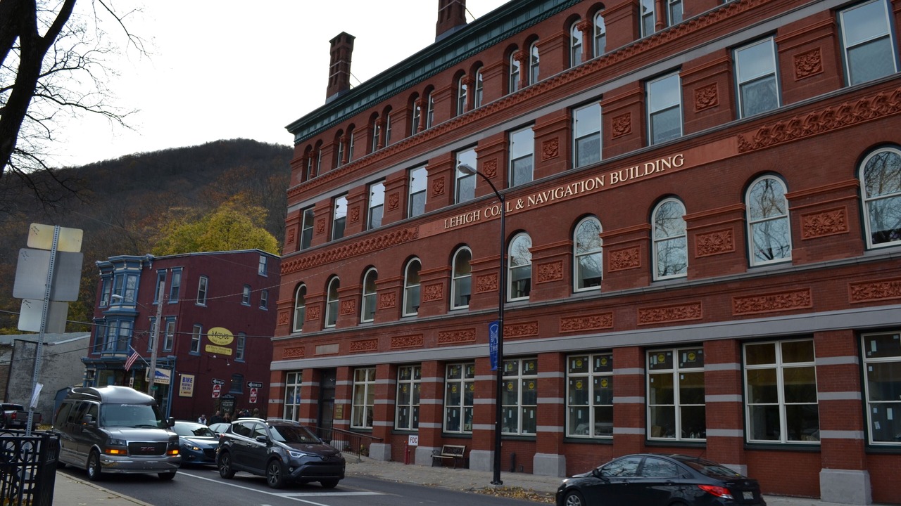 Photo of Others in Ashfield