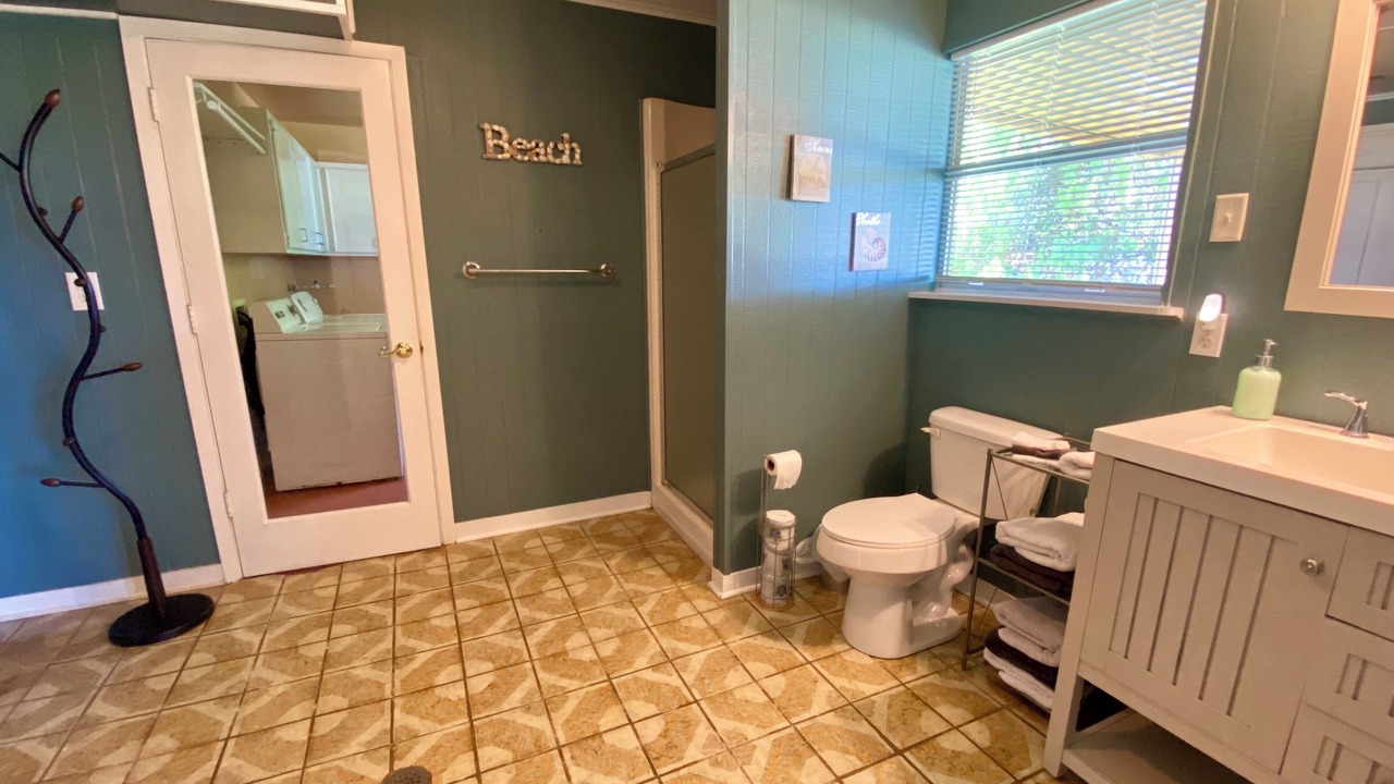 Photo of Bathroom in Cedar Lane