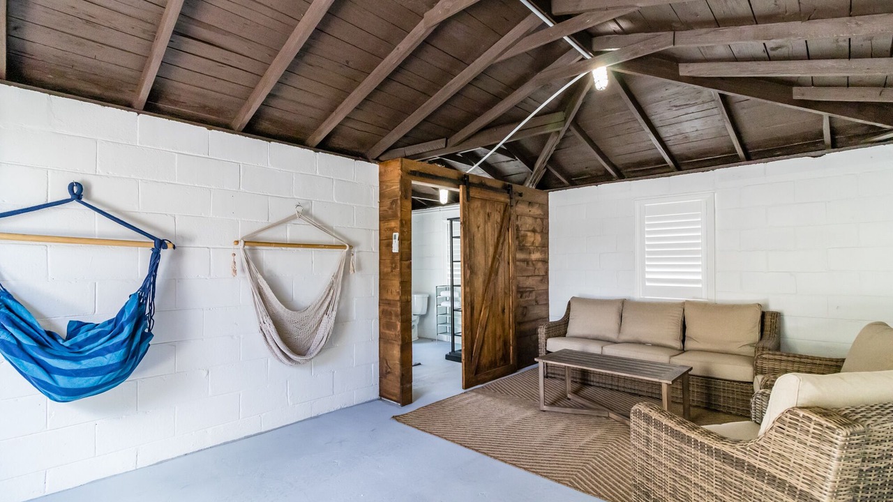 Photo of Livingroom in Davis Islands