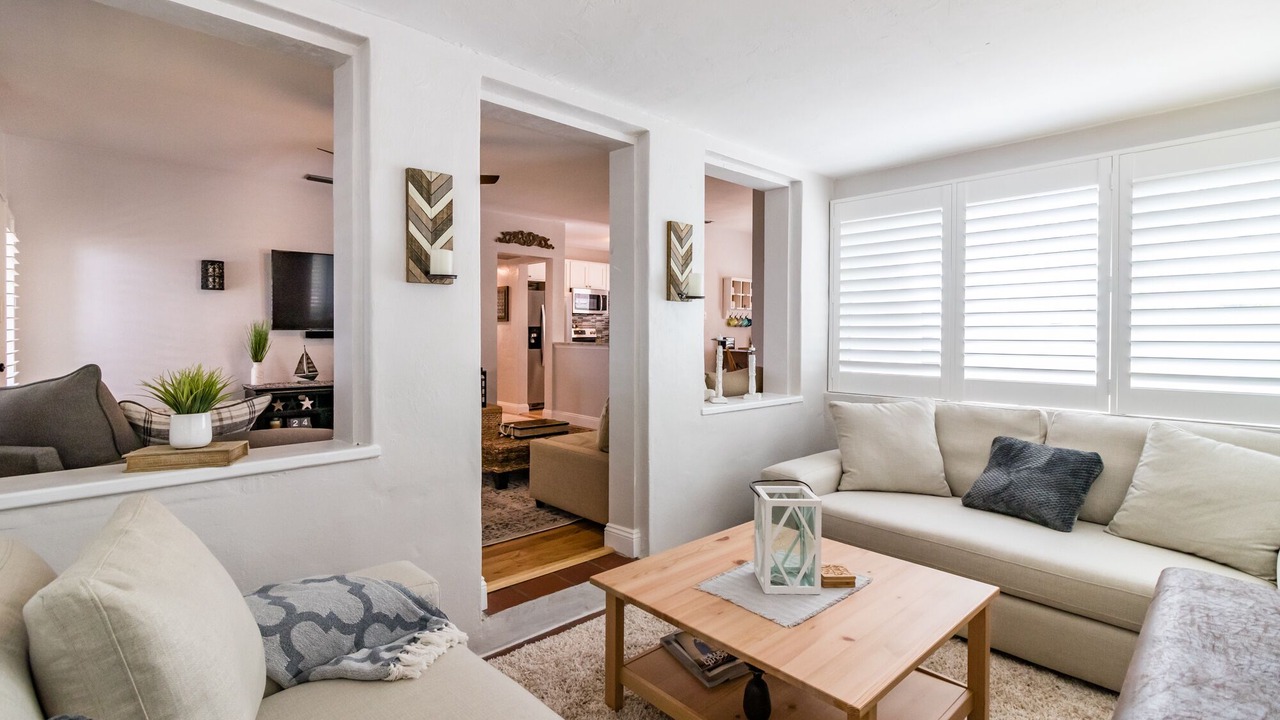 Photo of Livingroom in Davis Islands